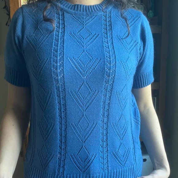 BLUE KNIT VINTAGE SHORT SLEEVE BLOUSE - Picture 1 of 4